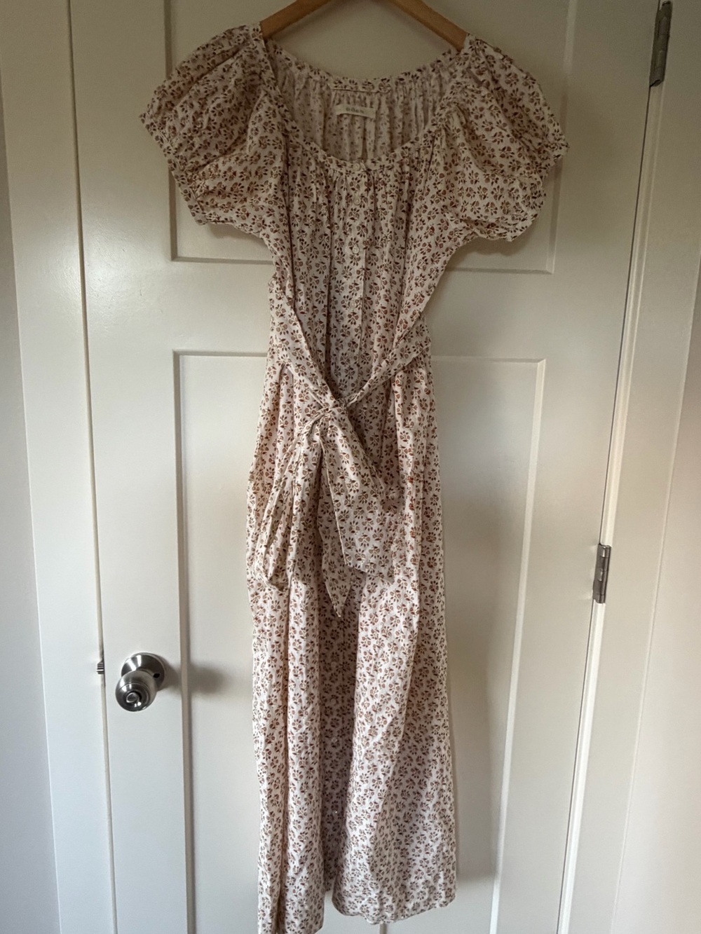 Doen Jocelina Dress in Spring Elderberry floral - Picture 8 of 12
